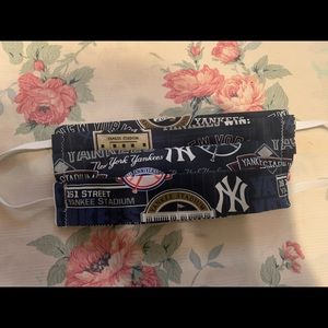 New York Yankees mask- Support New York.